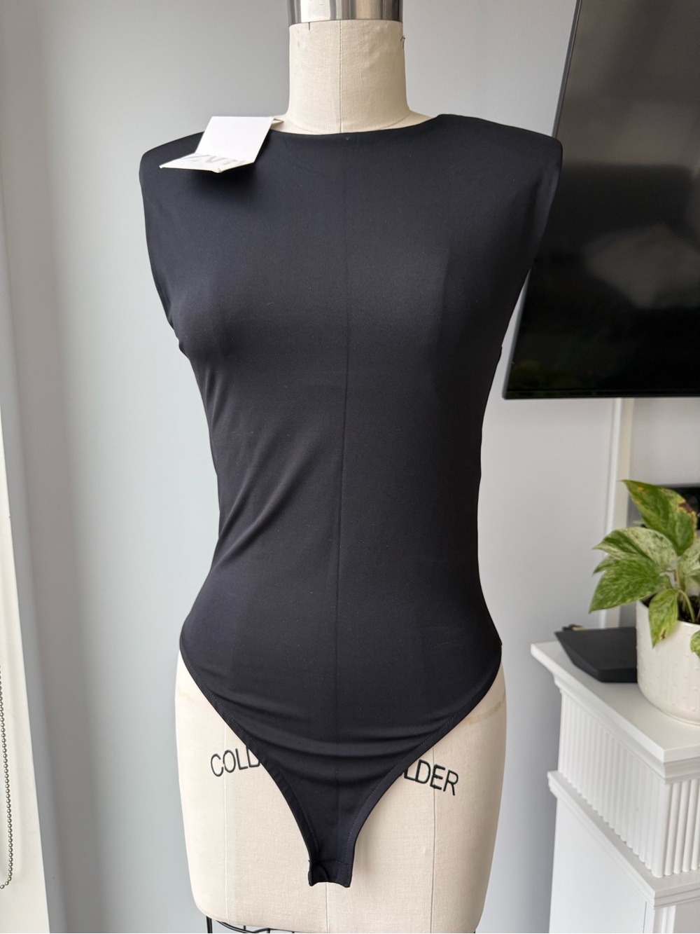 Zara Black Sleeveless Crewneck shoulder padded Bodysuit